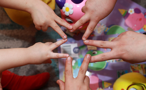 Аавын үүрэг алга, төрийн хамгаалалт дутуу